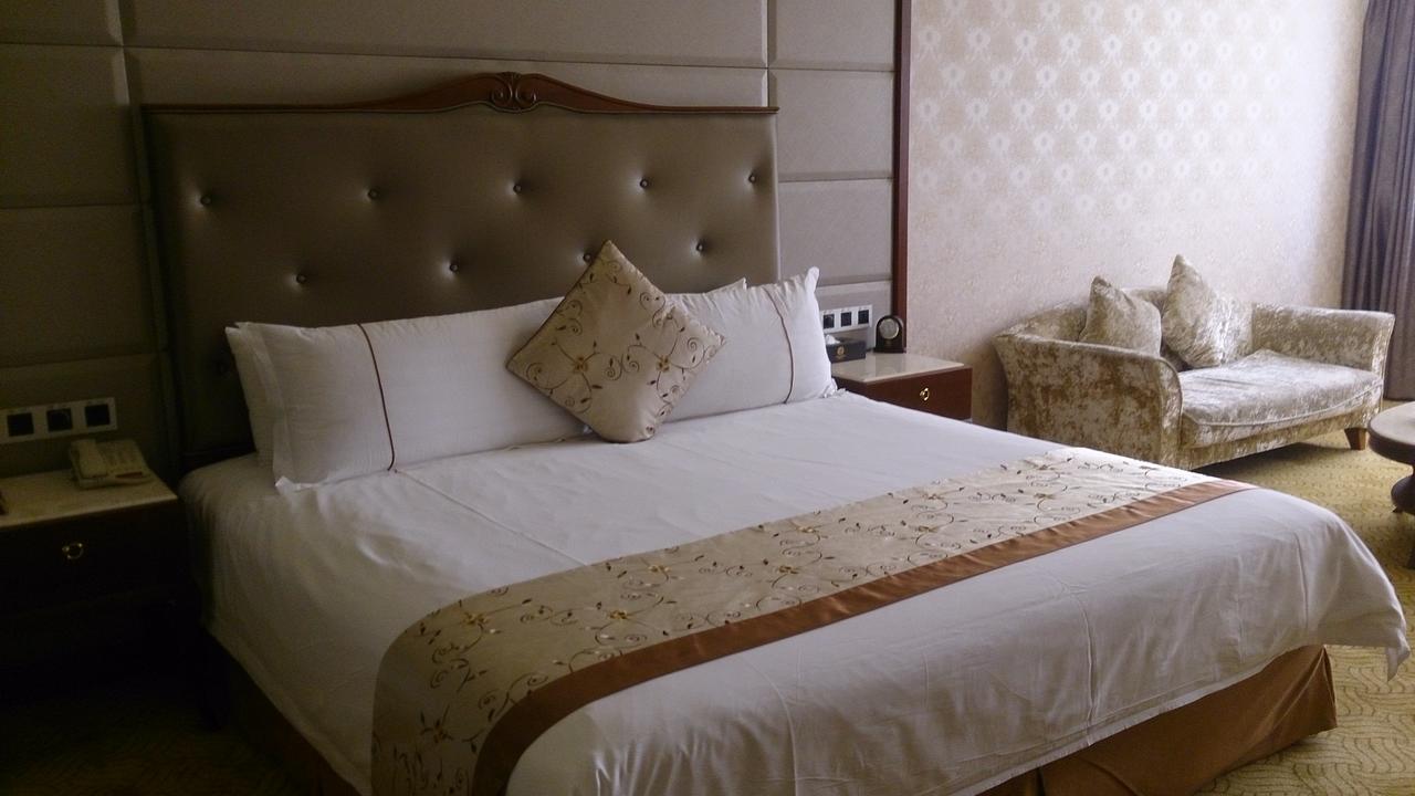 Shantou Oujue Hotel エクステリア 写真