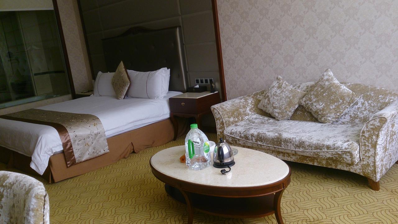 Shantou Oujue Hotel エクステリア 写真